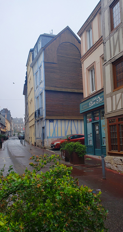 La rue Beauvoisine